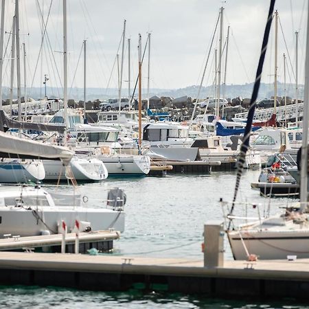 Le Kador, Appartement Avec Vue Sur Mer โครซง ภายนอก รูปภาพ
